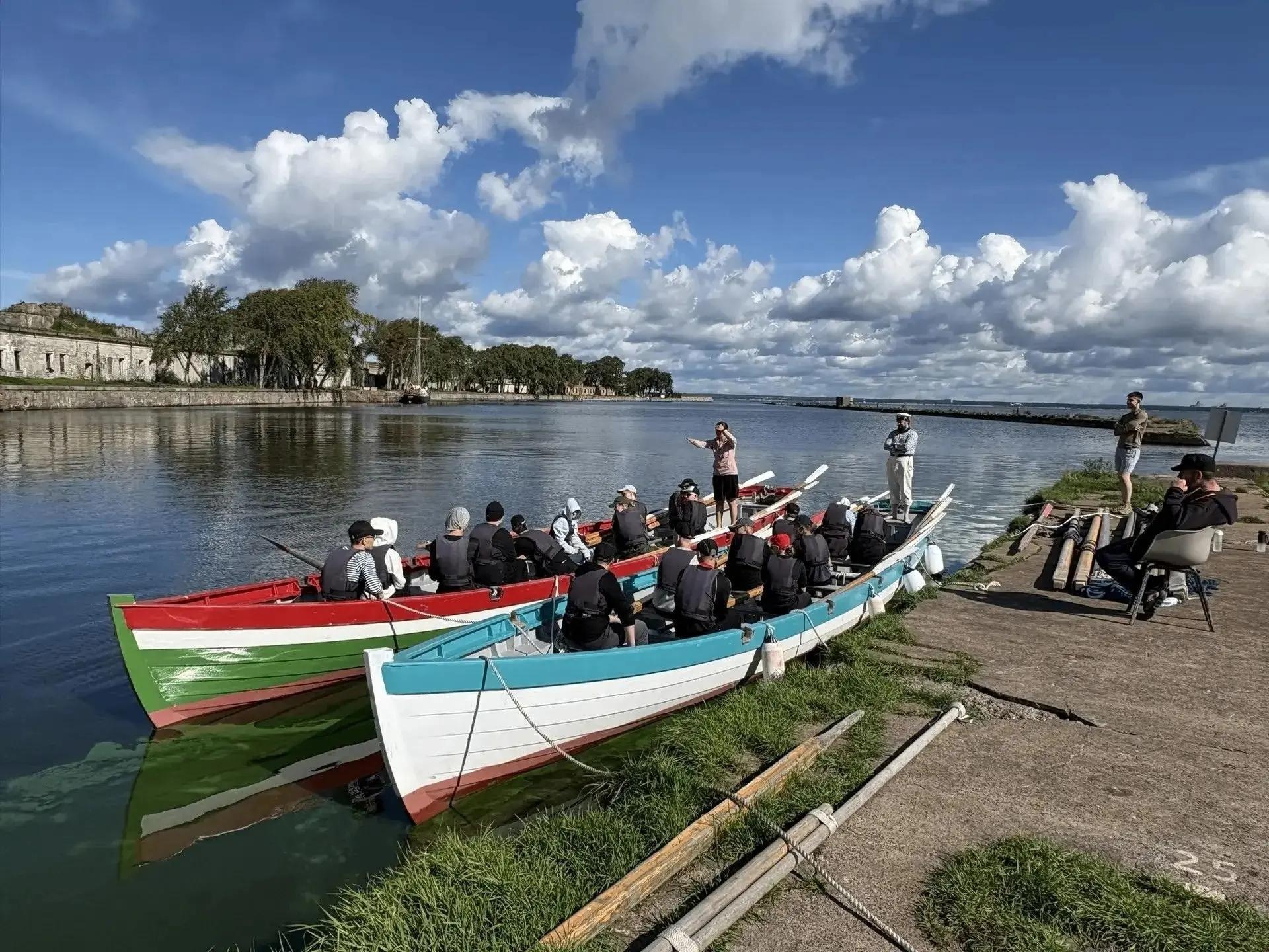 Курские кадеты участвуют в морских сборах в Кронштадте.