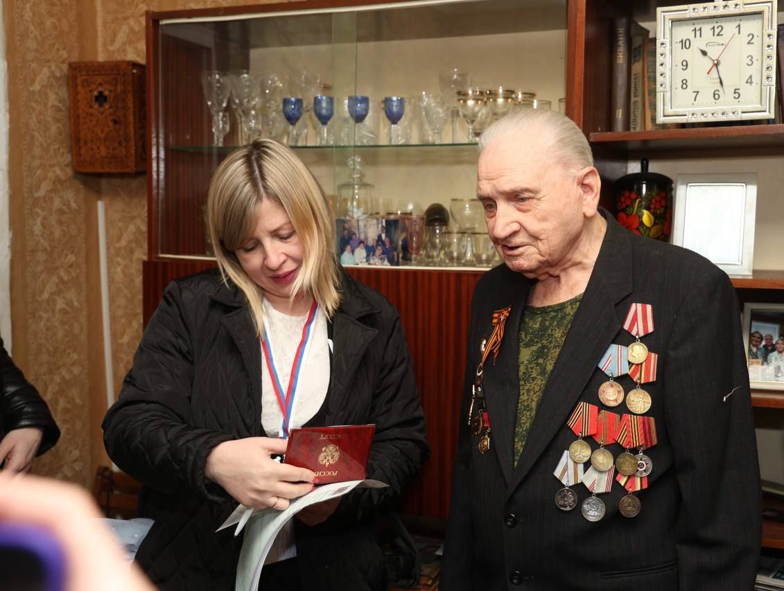 Ветеран Великой Отечественной войны принял участие в выборах президента.