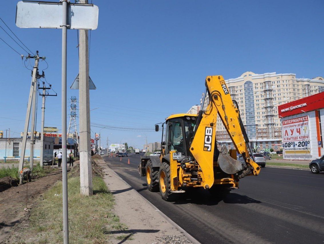В Курске продолжается ремонт автомобильных дорог.