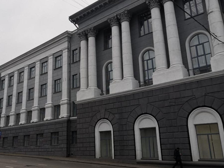 В Курске суд частично отменил дизайн-код для нестационарных торговых объектов.