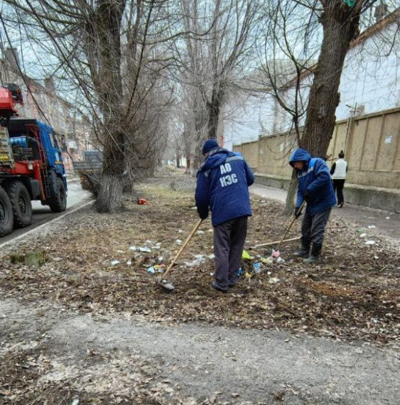 В уборке города сегодня принимают участие ресурсоснабжающие организациями.