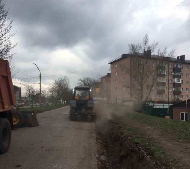 В Курске подрядные организации приступили к выполнению работ по национальному проекту «Безопасные качественные дороги».