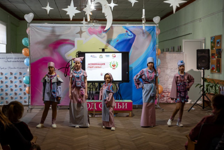 В Курске провели презентацию фестиваля семейных традиций и моды.